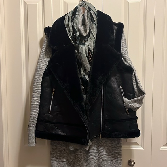 House of Harlow Faux Leather Biker Vest - Med/Black - Picture 2 of 6